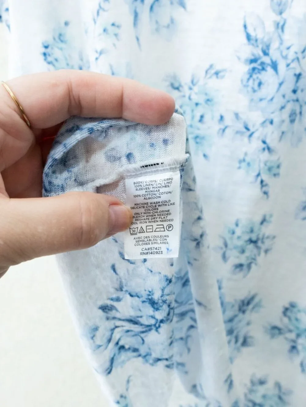 LOFT 100% Linen Blouse Womens L White Blue Floral Puff Sleeve Cottagecore